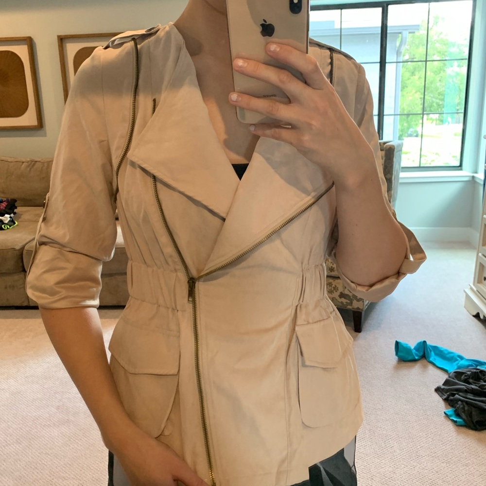 Jacket - Picture 2 of 5